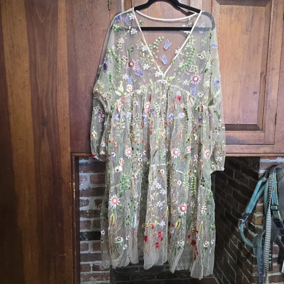 H&M | Dresses | Hm Embroidered Sheer Floral Butterfly Long Sleeve Dress Ml | Poshmark H&M | Dresses | Hm Embroidered Sheer Floral Butterfly Long Sleeve Dress Ml | Poshmark